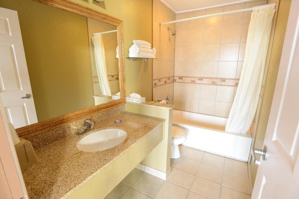 Burlington Inn Екстер'єр фото