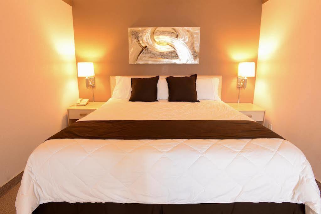 Burlington Inn Екстер'єр фото