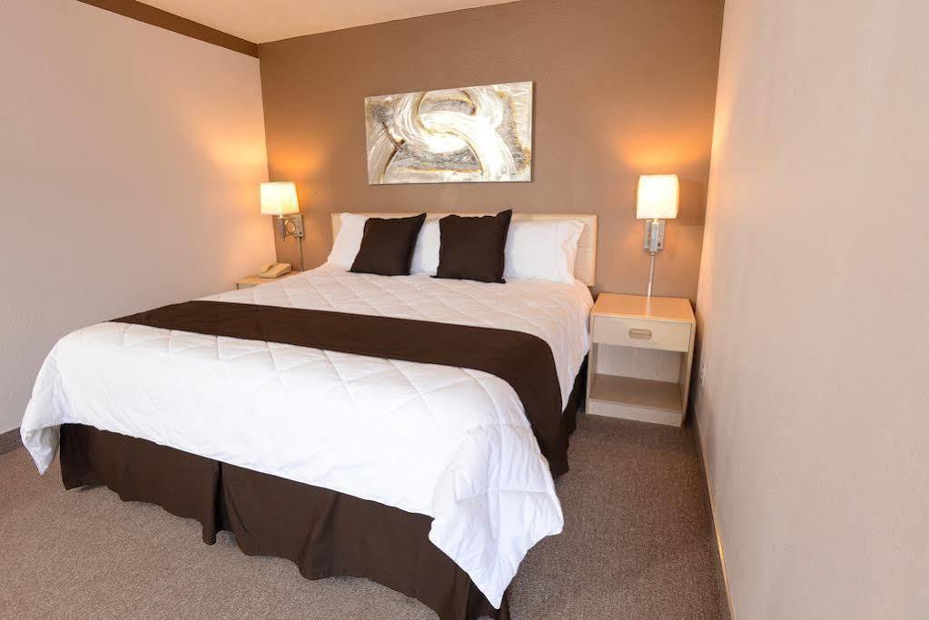 Burlington Inn Екстер'єр фото